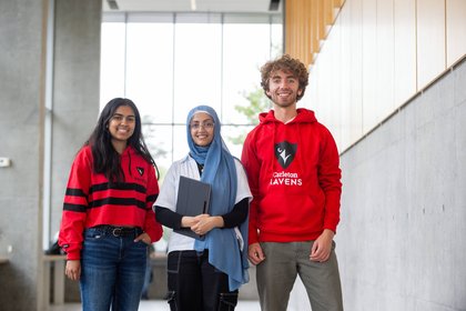 Full Tour - MacOdrum Library - Study Area