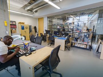 School of Design at the Daniels Building of the Arts | Waterfront ...