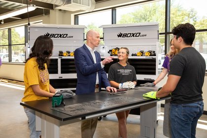 Academics Tour Engineering Lab