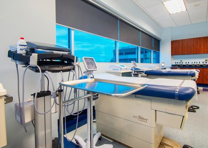 Multi Level Lab Downers Grove, IL Campus Highlights Tour - Cardinal Hall: Multi-Purpose Lab
