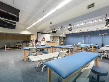 Downers Grove, IL Campus Highlights Tour - Alumni Hall: Physical ...