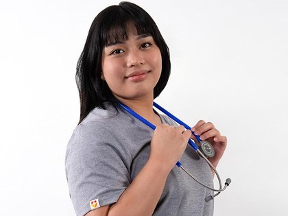 Student in Core 2.0 scrubs