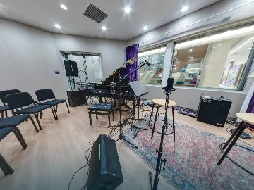St. Paul Campus Tour - Live Recording Studio