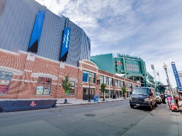 Boston Highlights - Landsdowne Street